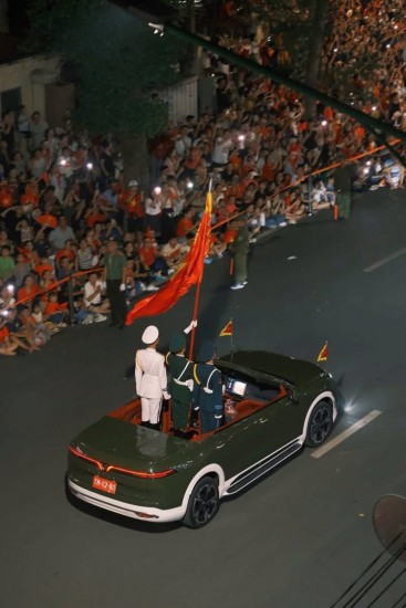 ​TUYỆT ĐỐI ĐIỆN ẢNH ​